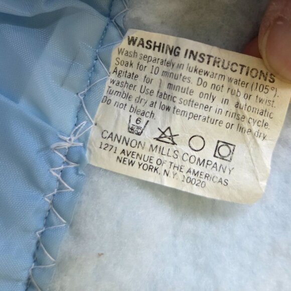 Vintage Cannon Mills Baby Blanket Yellow Bunnies Satin Trim Pastel  37" x 45" - Picture 7 of 10